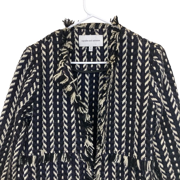 Cupcakes And Cashmere Bev Woven Jacket Tweed Coat Fringe, SMALL - Picture 4 of 7